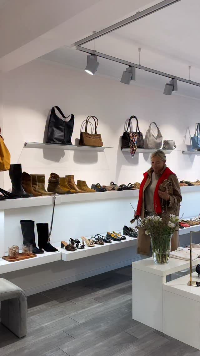 Outfit of today ❤️💛
#look #ootd #styling #streetstyle #streetfashion