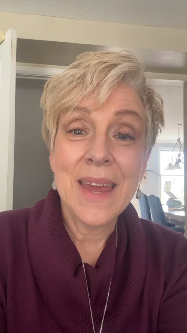 Day 4 of Belonging: take some time today to let another woman know that you see her. Three little words: I see you! It can be one of the most life-changing moments of her day.