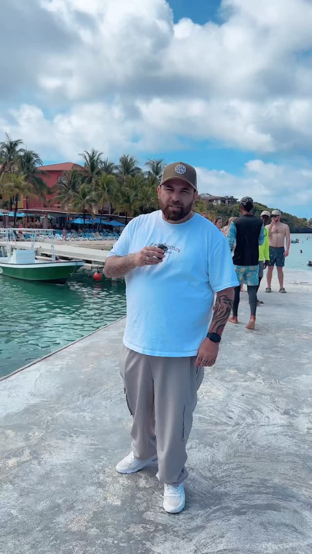 Which resort to book in Roatan while on a cruise ship? #westbay #realdeal #daypass