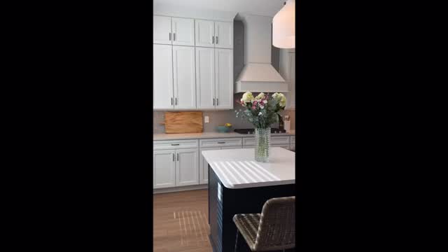 The kitchen really is the heart of the home… and this one is ready to steal the show. ✨
Who could resist cooking, gathering, and making memories in this gorgeous space?
Coming Soon | 195 Hickory Ranch Dr, St. Johns
Open House | Saturday, April 18 & Sunday, April 19 | 11 AM–4 PM
Come take a look in person and see what makes this home so special. Call or text 904-505-9998 for details.
#comingsoon #openhouse #stjohnsfl #stjohnshomes #dreamkitchen #kitchengoals #floridarealestate #realtorlife #listedtosold #findyournest #homesweethome #kellerwilliamsagent #kellerwilliansrealtyatlanticpartners #homebakedwithjoanne #jaxrealtor #jaxrealestate #jacksonville #jaxrealtoronthemove #jaxrealestateonthemove #thegriffinteamsellsflhomes #joannegriffinsellsflhomes