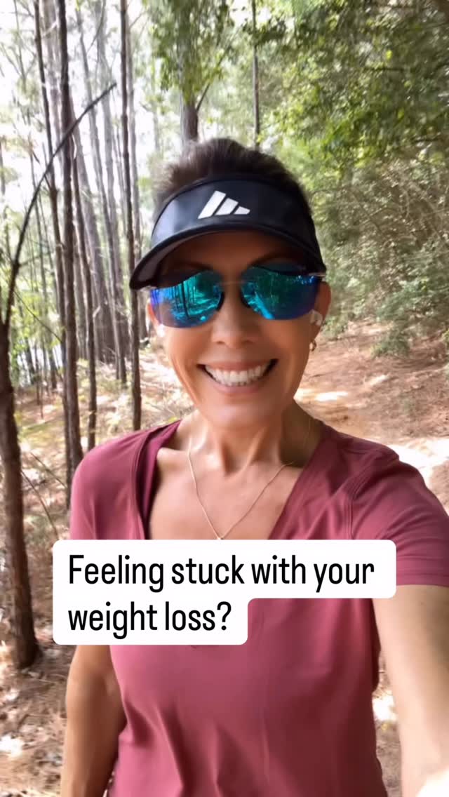 Most women think fat loss comes down to:
“eat less + work out more”
And yes — a calorie deficit and training matter. But here’s the part no one talks about 👇
There’s something called NEAT (Non-Exercise Activity Thermogenesis)
AKA → all the movement you do outside the gym.
And it’s not small.
We’re talking:
🚶♀️ Walking between tasks
🧹 Cleaning, cooking, being on your feet
💃 Fidgeting, pacing, taking the stairs
Here’s the truth most women miss:
👉 NEAT can burn hundreds (for some even thousands) of calories per day.
Which means…
Two women can:
✔️ Eat the same
✔️ Follow the same workout plan
…but the one who moves more throughout the day?
Gets better results.
And this is exactly why you might feel like:
“I’m doing everything right… so why isn’t this working?”
👀 It’s not always your workouts.
👀 It’s not always your food.
👉 It could be your daily movement baseline.
So no — this isn’t about replacing workouts. It’s about stacking the missing piece.
Because when you:
✔️ Train with intention
✔️ Eat to support your body
✔️ AND increase your daily movement…
That’s when fat loss actually starts to feel easier.
💬 Be honest — are you more of a “sit most of the day” or “always moving” person?
Drop it below - Sit all day🪑, always moving🚚.