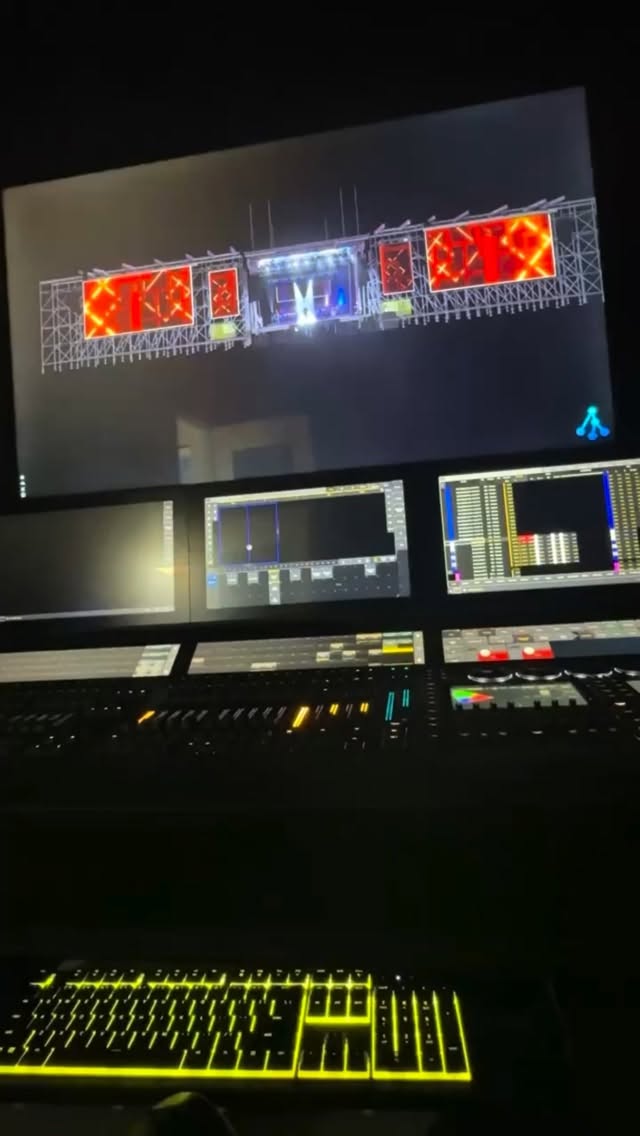 We didn’t just light up the sky… we made history.
$10,000 drone show
Guinness World Record for the largest drone show in North America 🏆
10 days. 20 bands. Full audio, video & lighting by AllShow.
This is what next-level production looks like. #productionlife #allshow #amazingideasamazingevents