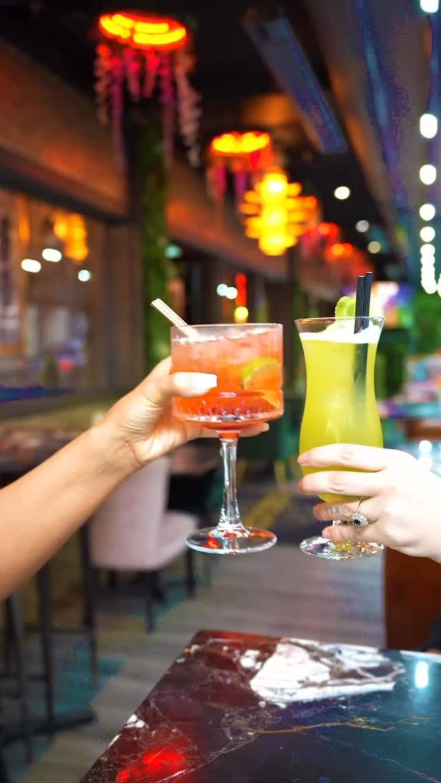 Soak up the sunshine on our outdoor terrace space ☀️ Grab your friends or unwind with colleagues after work and make the most of our Happy Hour—Tuesday to Saturday, 4–6pm. Great drinks, a relaxed atmosphere, and even better company! 🥂🍹🍻
🔗zebranobrentwood.com/reservations
#terrace #terracebar #happyhour