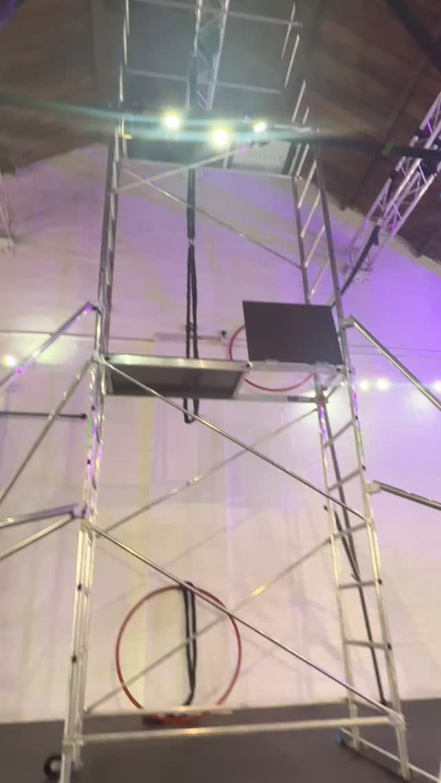 Nearly there 💪 one more rigging/equipment check/clean up session tomorrow, and all three studios will be completed
Count down until the new term starts ❤️