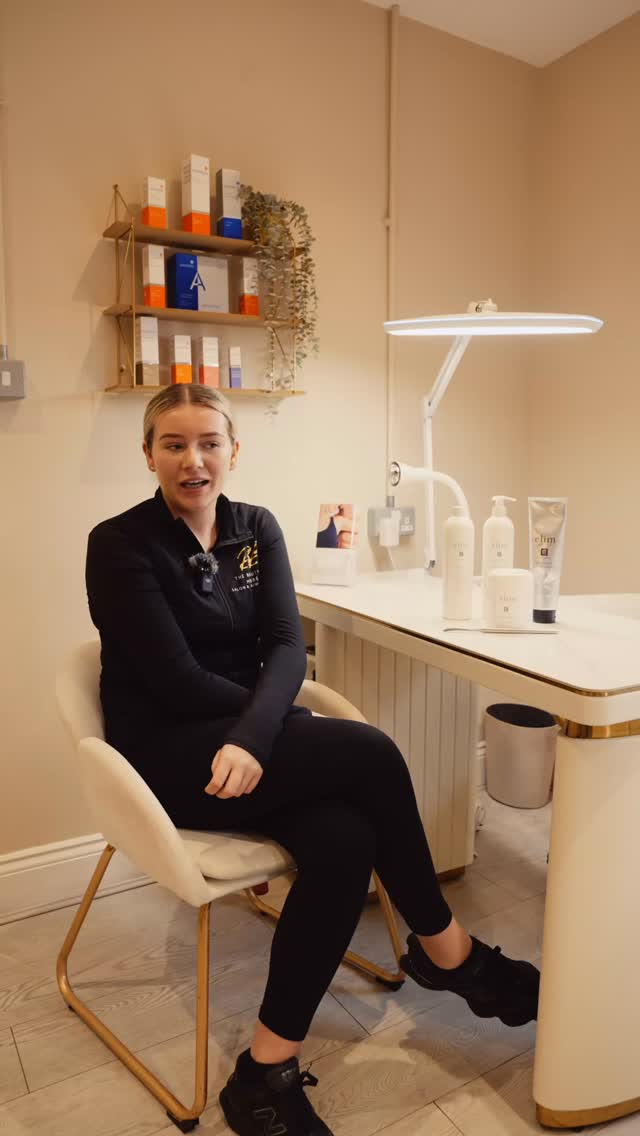 Beach plans pending? Your feet want to be ready! 🌊
Our ELIM Medical Pedicures use medical-grade, state-of-the-art ingredients to smooth rough skin and deeply rehydrate.
To book your appointment visit our website or drop us a DM.