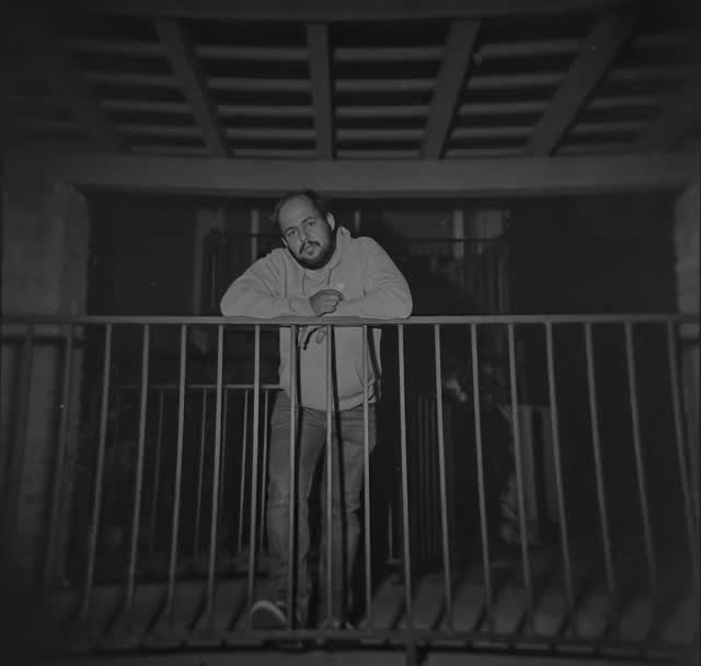 Dark and dramatic self portrait with the Holga 120N. Not bad for a $30 toy camera!
Holga 120N + @ilfordphoto HP5 + @godox_global 1V pro speed light
