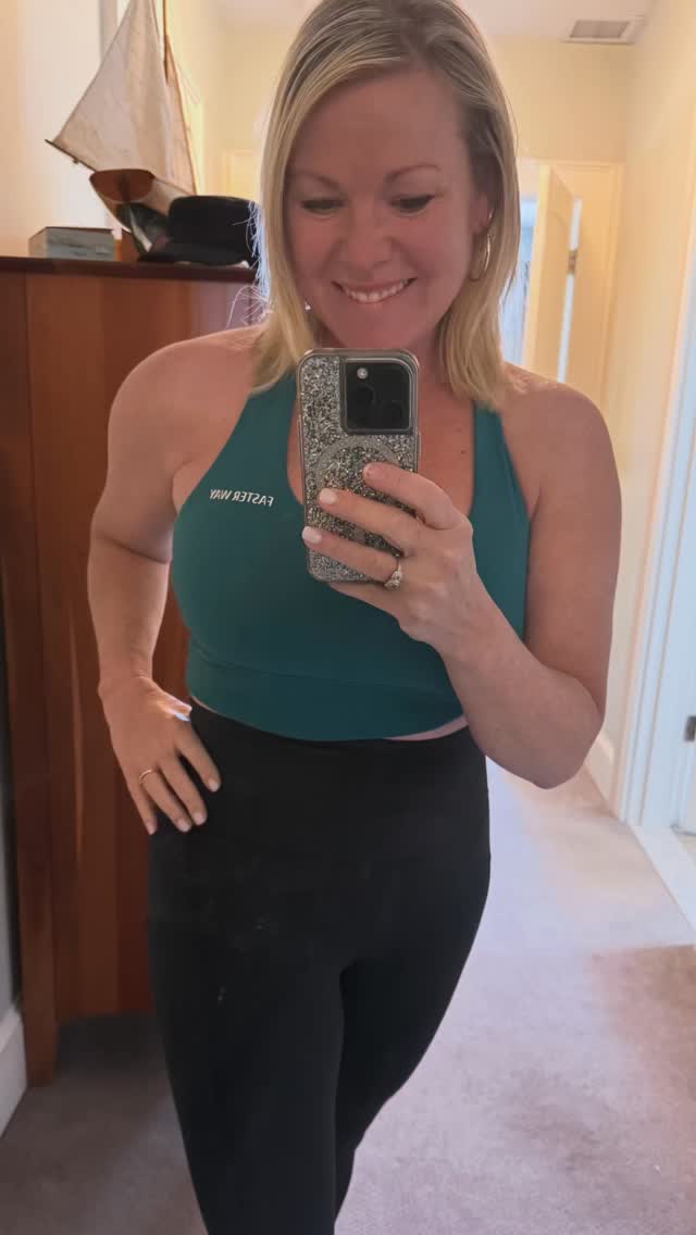 Over 40? Stop overcomplicating it. Do this instead 👇
✔ Protein + fiber at every meal
✔ Walk more than you think you need to
✔ Lift weights (this changes everything)
✔ Eat whole foods most of the time… not all of the time
👉 This is exactly what I’ve been doing
…and what’s helped me feel stronger, leaner, and more like myself again in my late 50s
And the best part?
👉 I can teach you the basics in just 5 days
Join me for my 5-Day Belly Blast Challenge April 13th - April17th 💪 It's just $20 to join
Let me know if you want in—comment ABS or grab your spot or shoot me a DM
#fitover50 #midlifewellness #onlineworkouts #bellyblast #fatloss
