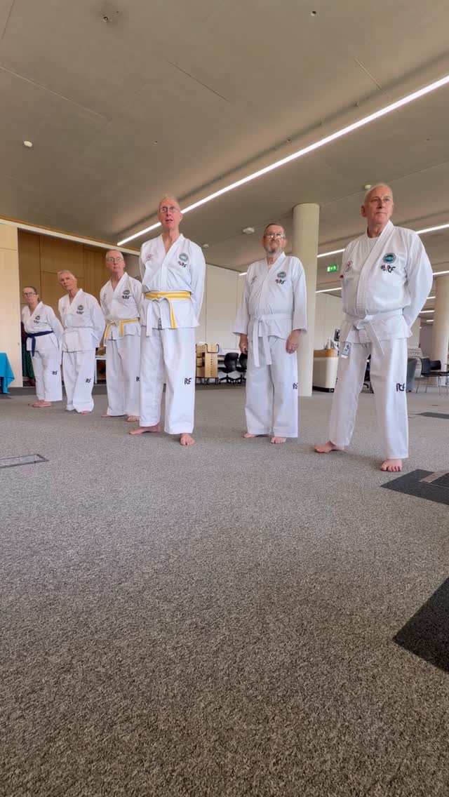 Q&A with our Over 60s class at the living well event today! @thehiveworcs
#worcester