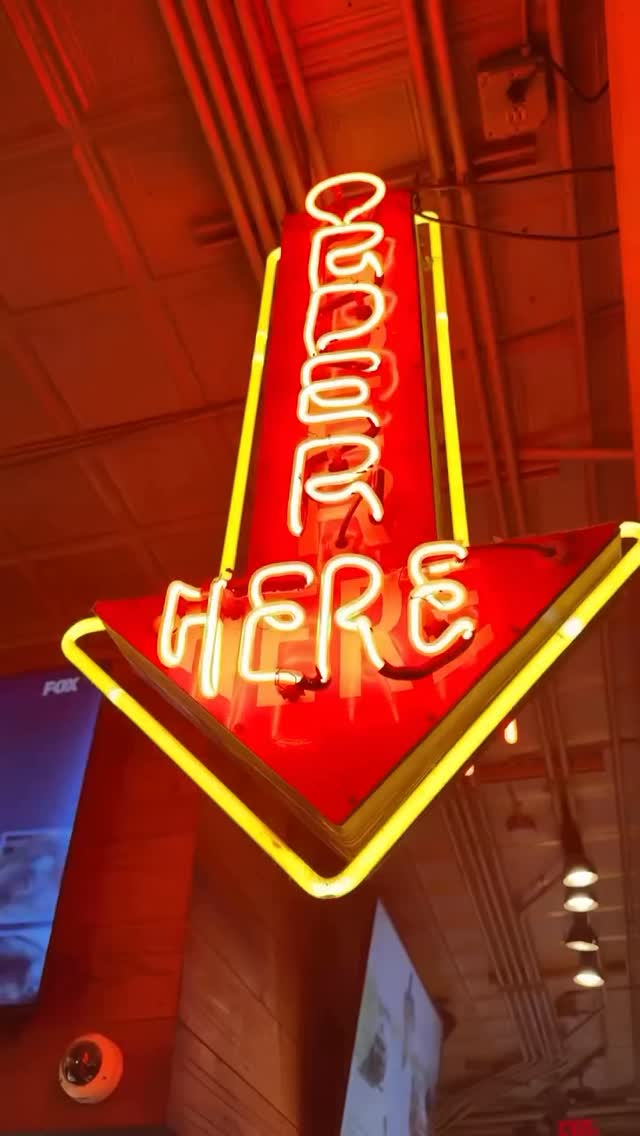 Your pizza, your way ๐๐ At GAPCo, every slice is made fresh and built just how you like it. Hot, cheesy, and straight from our oven to you.
Order now โ gapc.co
.
.
.
#greenvilleavenuepizzacompany #gapc #pizzaislife #pizzalover #DallasTexas PizzaCompany