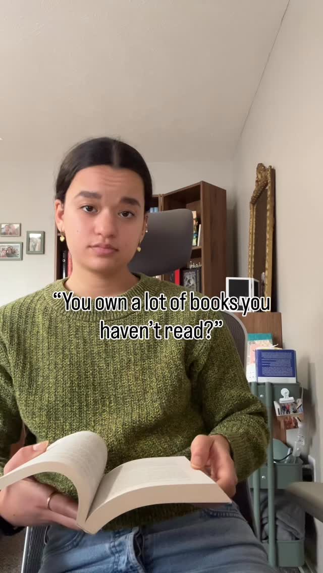 You either get it or you don’t ✋🏽
How many unread books do you own??
I gotta know if I’m above or below average lol
Hi, I’m Megan! I’m an agented author on submission with my YA fake dating romance that asks if love and ambition can coexist. I love chatting about books, so nice to meet ya!
#amreading #shelfie #booktok #bookworm #bookstagram love books, bookshelf, tbr, book buying, book hauls, bookish humor