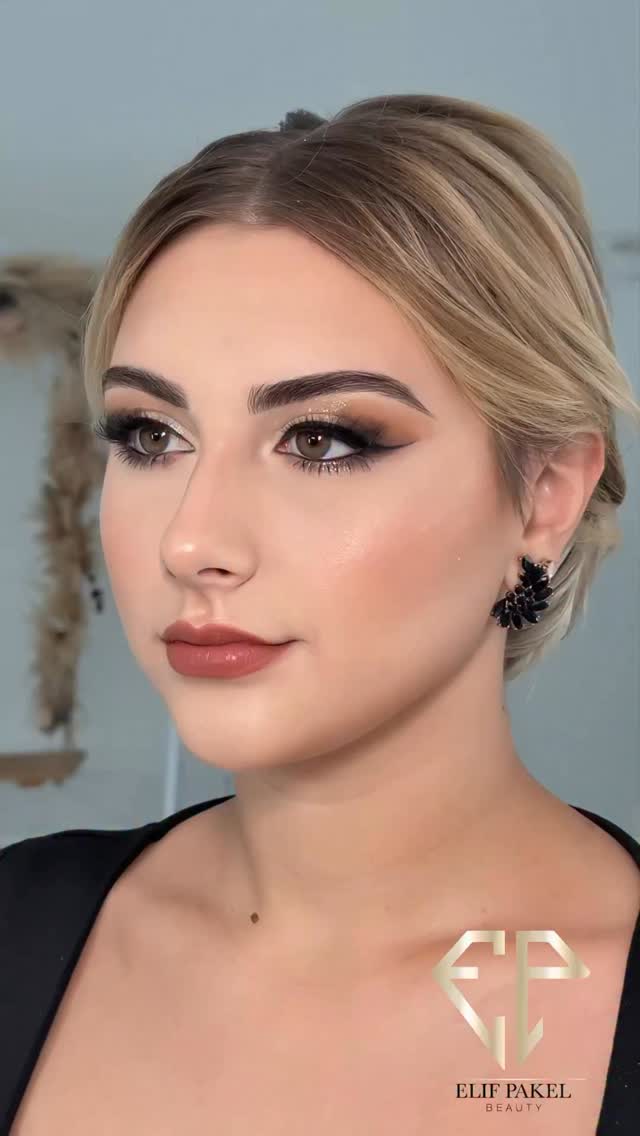 Wie schön sie ist 🥰🥰#hairstyle #tutorial #braut #makeup #instagram