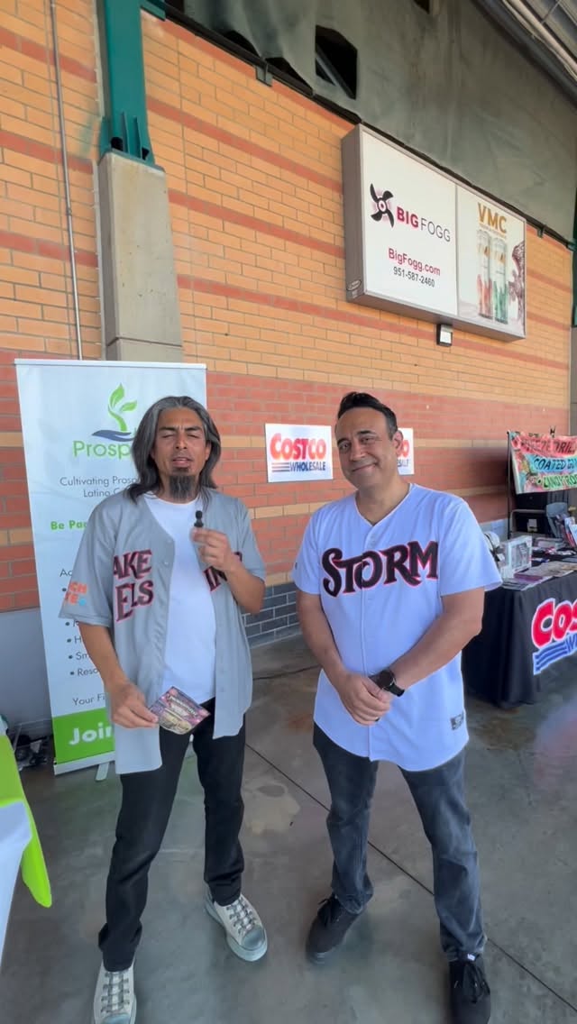 📚💡 April es Financial Literacy Month…
y este consejo es ORO 👇
Con City Council Member Steve Manos 🙌🏙️
👉 “¿Cuál es el mejor consejo financiero?”
Y lo resumió así… 💯
⏳ Tiempo x interés = riqueza 💰📈
Así de simple…
pero pocos lo entienden 👀
👉 Mientras más temprano empiezas
👉 más trabaja tu dinero para ti
👉 más crece con el tiempo 🚀
El secreto no es solo cuánto…
👉 es CUÁNDO empiezas
Por eso existe Prospero 💚🌱
Para ayudarte a empezar HOY
⚾🎉 Nos vemos en Prosperity Fest – April 23
✨ Recursos
✨ Educación
✨ Comunidad
Don’t wait… time is your biggest asset ⏳🔥
¿Cuál es tu Próspero? 💭
👇 Comenta “STORM” para info
#Prospero #FinancialLiteracyMonth #WealthBuilding #CompoundInterest #MoneyTalk ComunidadLatina DineroConPropósito ProsperityFest StormGame LakeElsinore