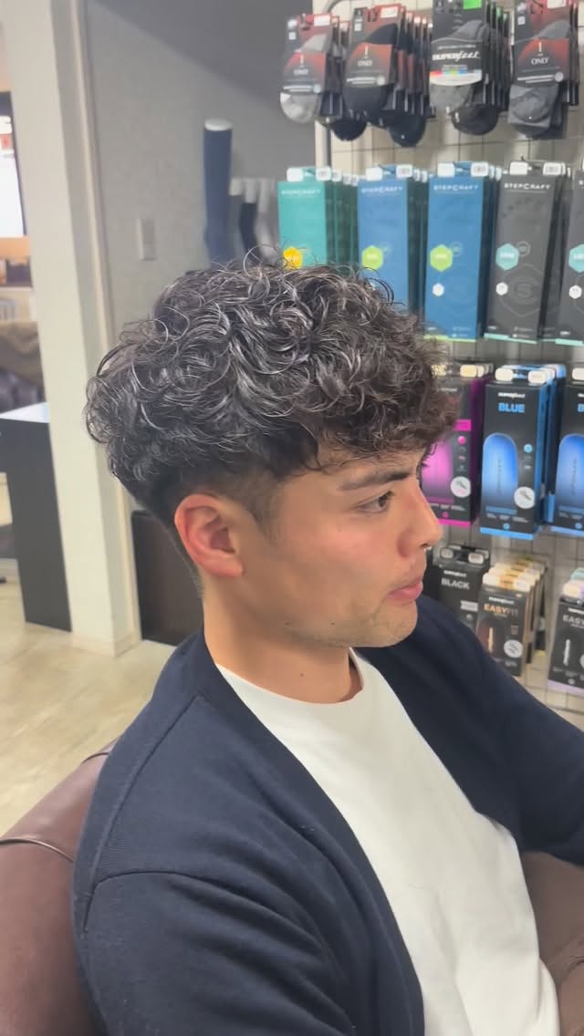 強めスペインカール、おすすめです^ ^
salon&spa pure中田
ご要望に合わせて金額、強さなど調整させて頂きます🫡
~皆様のお悩みを自信に変えるサロン~
・
お気軽にご連絡下さい‼️
・
ご予約・問い合わせはLINE@で😃🎵
・
LINE@登録ID: @rwl8542k(@マークから)
LINEでは事前カウンセリングや画像を使ってイメージを伝えることもできます🎵
・
東武東上線坂戸駅北口より徒歩10分
〒350-0232
埼玉県坂戸市中富町48-20
☎️049-270-3654
・
営業時間
9:30~18:00(最終受付)
#坂戸
#坂戸美容室
#坂戸pure
#髪質改善
#髪質改善縮毛矯正
髪質改善カラー
育毛
髪質改善専門店
埼玉ツイストスパイラル
埼玉パーマショート
城西大学
髭脱毛
セルフ脱毛