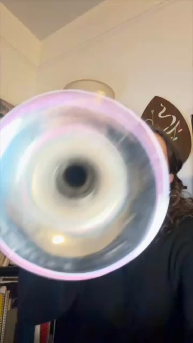 I wrote this part to @sabrinacarpenter ‘s “When Did You Get Hot” a while ago but I finally sat down to record it after @vienna_tango did the most incredible makeup look for my wedding 💄In times like these, gotta take the moments of glam and humor when we can 🤓
•
#whendidyougethot #trumpetplayer #musicianlife #trumpet #weddingmakeup