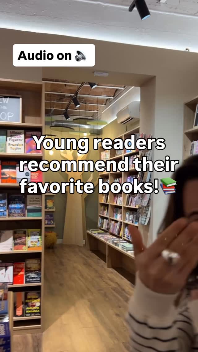 Make sure your audio is on to listen to the youngest backstory readers recommend their favorite books😍
Amelia, Raffi and Jonah are avid readers of our Story Squad Book Club for kids ages 8-12📚
#youngreaders #kidsbookclub #kidsliterature
