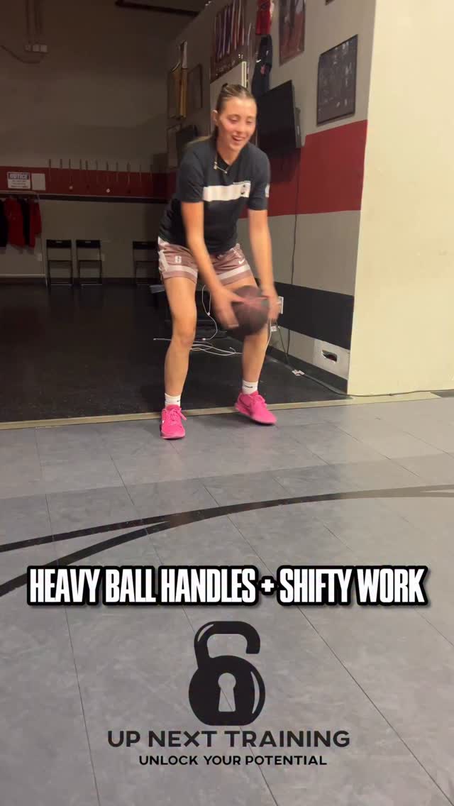 HEAVY BALL WORK 😮💨🧪
Strategic work with this 6’1” wing Denza Allen @denza_allen
Are 🫵🏽 Up Next⁉️
📍| Columbus, OH
#UpNextTraining #UnlockYourPotential
.
.
.
#basketball #basketballtraining #explorepage