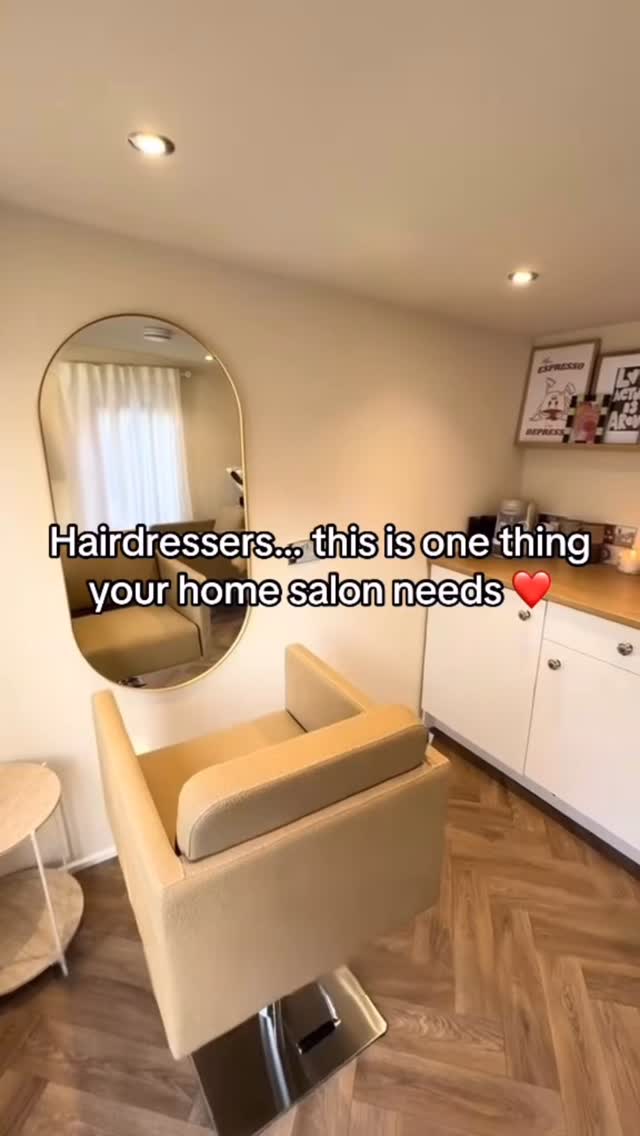 How stunning does @auburnhair.studio’s home salon look.. Complete with our non-plumbed backwash unit!
Time to say goodbye to washing clients’ hair in your own bathroom, or using a connector from your kitchen sink 🙌🏼
⭐️ Fully automatic hot & cold water system for the perfect temperature
⭐️ Designed to deliver consistent water pressure every time
⭐️ Tilt mechanism and neck rest included as standard
⭐️ No mains water connection required
⭐️ Simply plug in and go
⭐️ Payment options available
We are in LOVE with this dreamy space!
#hairdresser #hairdressing #hairsalon #hairdresserslife #barber