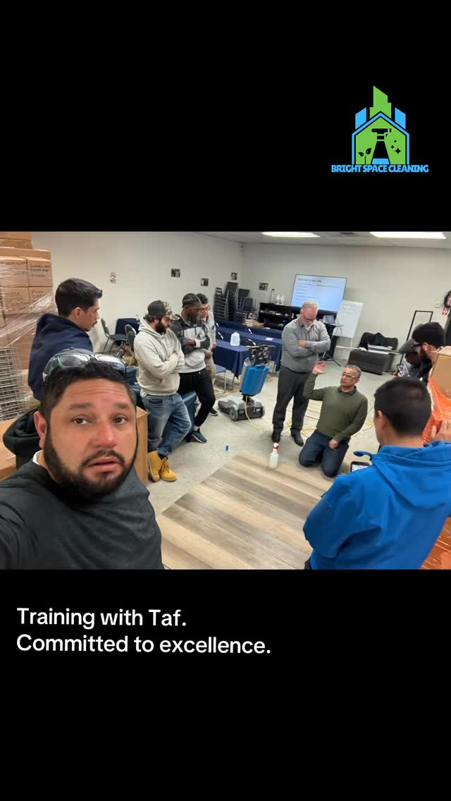 At Bright Space Cleaning, we invest in training. Thank you, Taf at Magic Wand Company, for your guidance.
@baigtaf #training #nyc #magicwandcompany
#cleaningcompany #brightspacecleaning