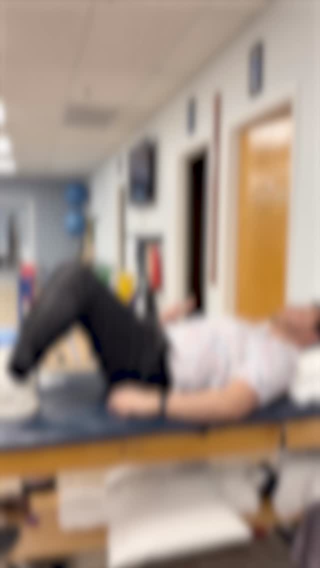 Posterior pelvic tilt occurs when your pelvis rotates backward excessively, causing discomfort and alignment issues. It’s typically due to muscular imbalances between your core and leg muscles, often manifesting as a slouched posture, tight hamstrings, and back pain.
Symptoms of posterior pelvic tilt include:
- Flat back and tucked glutes
- Slouched posture
- Tight abdominal muscles or hamstrings
- Back pain, tension, or weakness
- Knee or hip pain
Follow these set of exercises to correct your posterior pelvic tilt. Consult your doctor or physical therapist before making this part of your exercise routine.