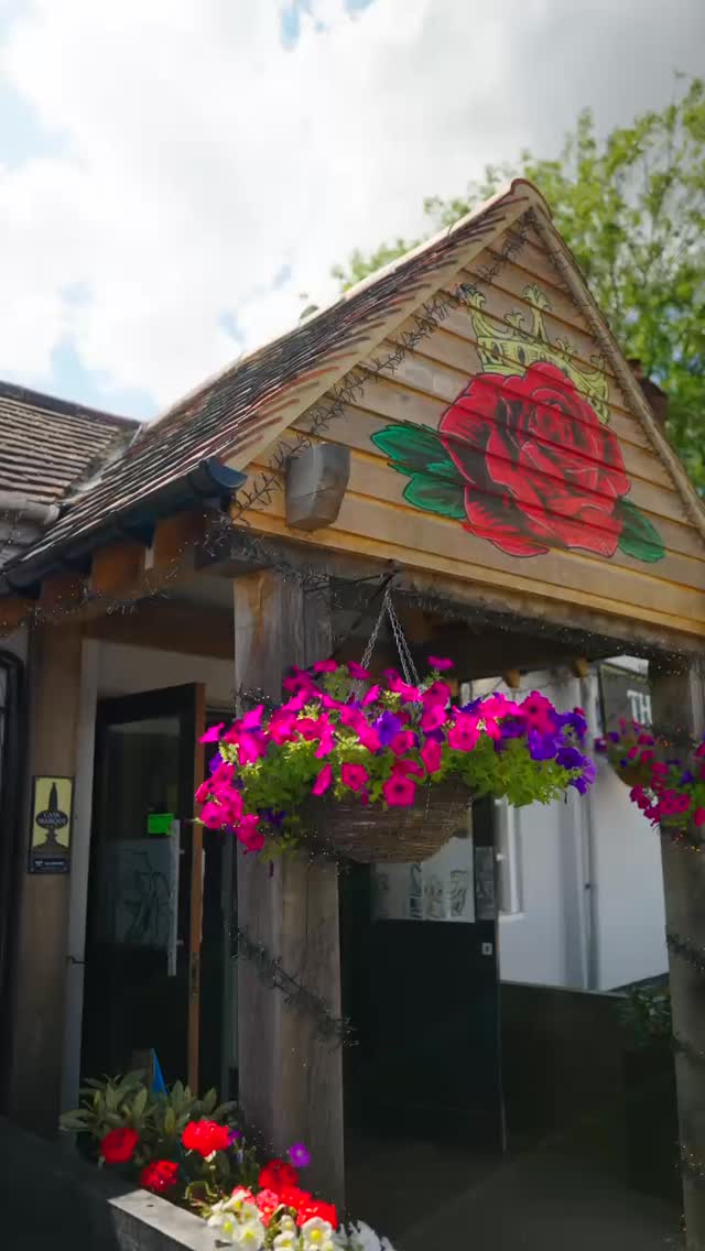 🌞🌿 Summer is officially ON at The Rose and Crown!
Our garden is open, the drinks are chilled, and the sunshine is waiting for you. Come relax, unwind, and enjoy the perfect spot for long summer days and warm evenings. 🍻🌸
See you in the garden! 🌼✨
#TheRoseAndCrown #BeerGarden #SummerVibes #PubGarden #SunnyDays CheersToSummer LocalPub OutdoorsSeason