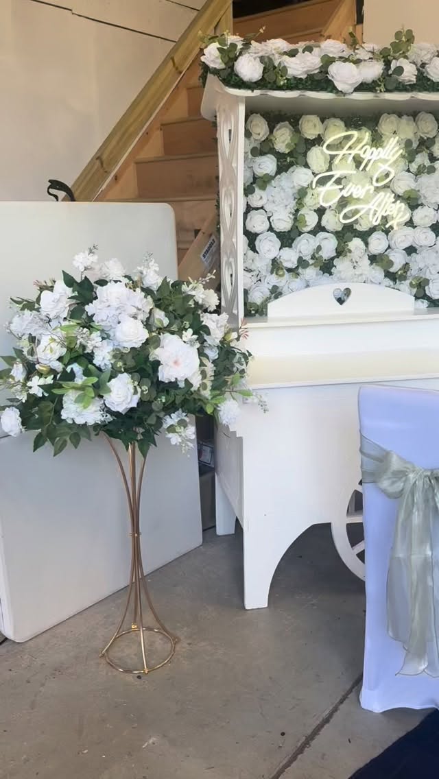 Green and white range 🤍