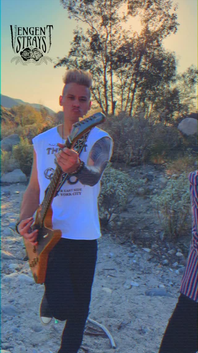 You wanted new rock? Well you got it! “Hey, What’s Your Name?” is out NOW on all streaming platforms! Link in bio 🔥 Enjoy 🖤🌹💪
#newrock #rockband #unsignedartist #guitarsolo #fyp