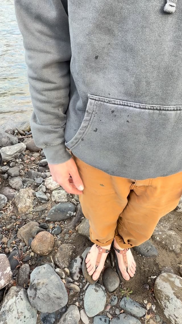 Skip the summer romance, we know what you really want… And we can make it happen 🍻🤠
#shopsmall #shoplocal #flyfishing #river #beer