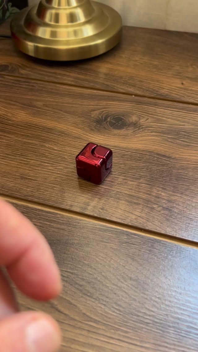 …certo che ne trovi di cose strane in questo sito qui 😉 visita Cosestrane.shop
#fidget #fidgetspinner #toystagram #antistress #antistresstherapy