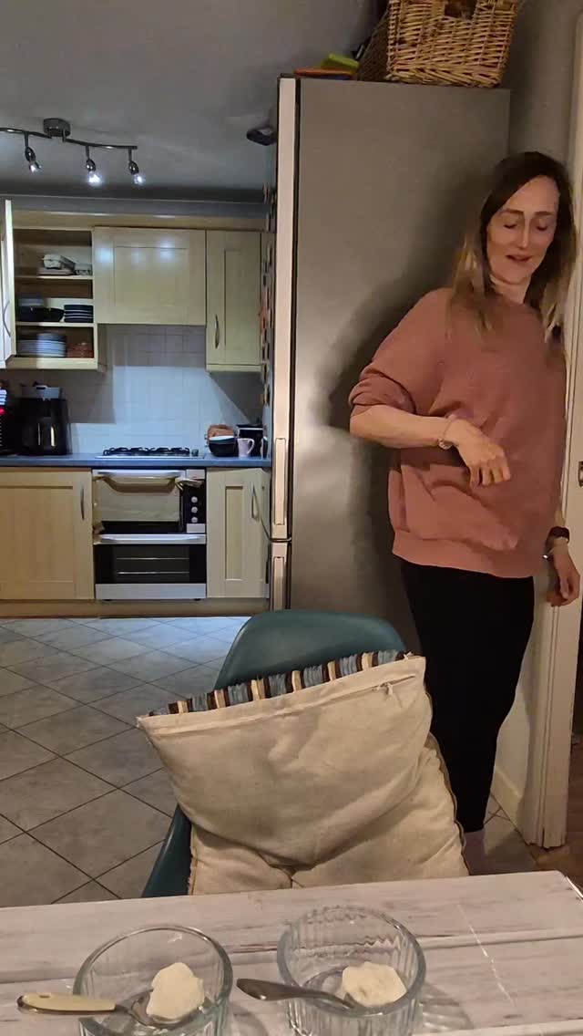 Moral of the story?
Read the labels cos those marketers are sneaky little sausages!
Just cos the world and his wife are shoving protein products down their gullets like their mouths haven't seen any action in months...doesn't mean you have to!
Follow @hannahjoyfitness for DAILY fat loss and fitness tips
#tastetest #proteinfood #greekyoghurt #fatlossover40 #aldi