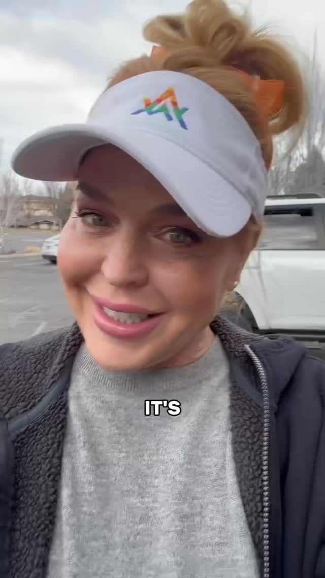 Free COFFEE this Saturday at Lennar Homes in Redmond! Grand Opening! Complimentary drinks to all who show up!
I know it’s a little late but January was only two weeks ago in my book!! @jazzyjoecoffeeco check them out! Get a cake with your loved one’s face on it, then you can eat it!!!? 😂