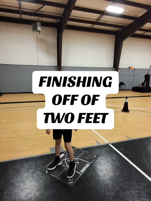 For athletes just starting off, learning how to finish off of two feet is important. Especially if they play in the post and will be setting a lot of screens and rolling to the basket
#Pro #Training #Basketball #sports #ProfectYourGame