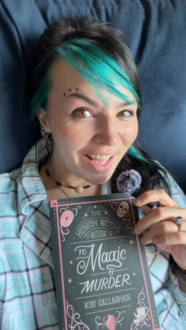 Are you going to #bookcon ? Come say hi! #bookstagram #books #author