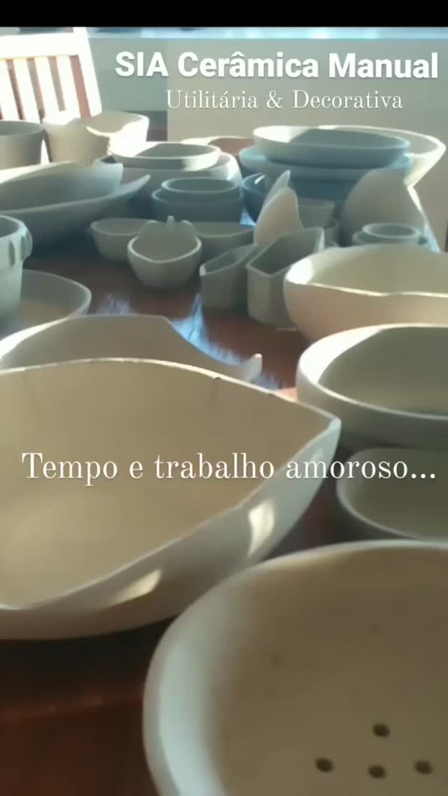 SIA Cerâmica Manual
#homedecor #pottery #ceramics #mesaposta #comtemporaryceramics