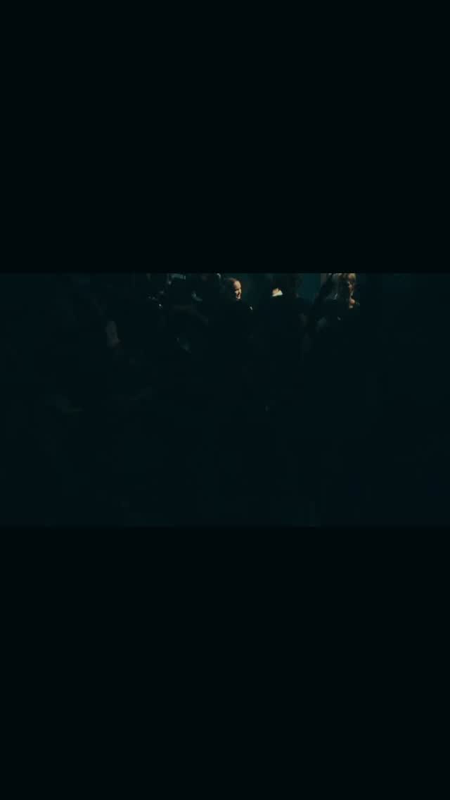 The band is falling apart.
She’s trapped in the wrong relationship.
He’s losing control.
And the one thing that could save them… might destroy them first. Breaking Point is Available on KU and Amazon now! #rockstarromance #hartgravetellers #bookstagram #spicybookstagram #romancebookstagram