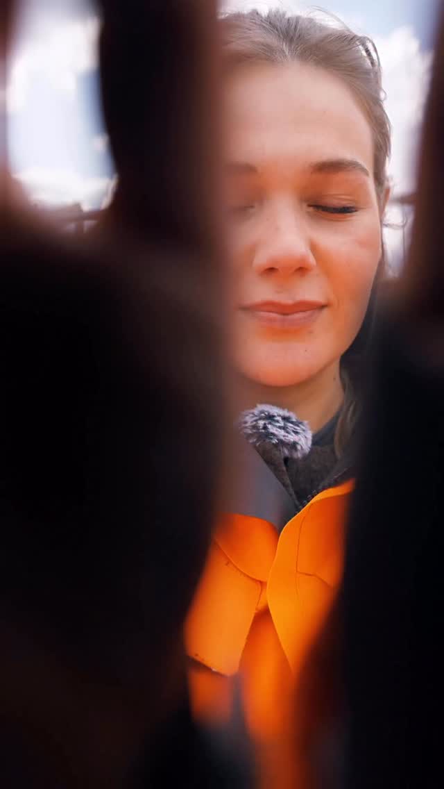 Bock auf Baustelle, Maschinen & echtes Teamwork?
Dann komm zu Bombardi Tiefbau 🙌🏼
Egal ob Tiefbau, Spezialtiefbau, Straßenbau, Azubi, Quereinsteiger oder einfach jemand mit Lust auf was Neues –
bei uns zählt Motivation genauso wie Erfahrung.
💪🏼 Deine Aufgaben (je nach Bereich)
▪️ Mitarbeit auf unseren Baustellen im Tief-, Spezial- oder Straßenbau
▪️ Arbeiten mit modernen Maschinen & Geräten
▪️ Teamarbeit, Verantwortung übernehmen & anpacken
▪️ Umsetzung spannender Bauprojekte in der Region
💪🏼 Das bringst du mit
▪️ Lust auf Baustelle & ehrliche Arbeit
▪️ Teamgeist, Zuverlässigkeit & Eigenverantwortung
▪️ Ausbildung oder Erfahrung im Bau von Vorteil – kein Muss
▪️ Azubis & Quereinsteiger ausdrücklich willkommen
💪🏼 Das bieten wir dir
▪️ Zukunftssicheren Arbeitsplatz
▪️ Modernen Maschinenpark
▪️ Starkes Team & familiäres Miteinander
▪️ Faire Bezahlung + Zusatzleistungen
▪️ Persönliche & berufliche Weiterentwicklung
▪️ Kostenfreie Arbeitskleidung
Interesse? Dann ganz unkompliziert:
👉🏼 Schau auf unserem Instagram-Profil vorbei
👉🏼 Check unsere Website
👉🏼 Oder schreib uns hier einfach eine kurze Nachricht
Direktbewerbung gerne an: info@bombardi.eu
Kein langes Bewerbungsprocedere, melde dich einfach bei uns ✌🏼