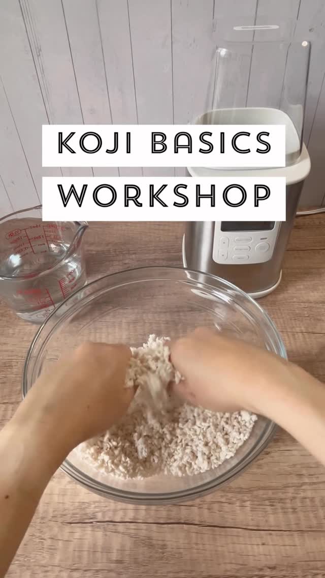 Fermentation Workshop in Orange County, CA!
Have you ever wondered why Japanese foods like miso, soy sauce, mirin, and sake have such deep, rich flavor?
The answer is Koji—the fermentation culture behind many of Japan’s most beloved foods.
In this hands-on workshop, you’ll learn what Koji is, why it’s called the “national fungus” of Japan, and how to use it to make your own seasonings at home.
You’ll taste the difference between:
• soy sauce vs. soy sauce koji
• regular pickles vs. salt koji pickles
• sugar vs. ama koji on class Japanee dish
Then you’ll make and take home your own:
🫙 Salt Koji
🫙 Shoyu Koji
✨ plus pre-made Ama Koji
You’ll also enjoy a hand-whisked matcha latte with Sweet Koji and leave with the confidence to continue fermenting at home.
Perfect for anyone who loves:
• Japanese food
• gut-friendly cooking
• fermentation
• healthy, flavorful meals
📍 Taste Eatery, Lake Forest, CA
📅 5/9 (Sat) at 10:00 AM
💰$65/person
Spots are limited—reserve via link in bio.
#fermentedfoods #japanesecooking #guthealth