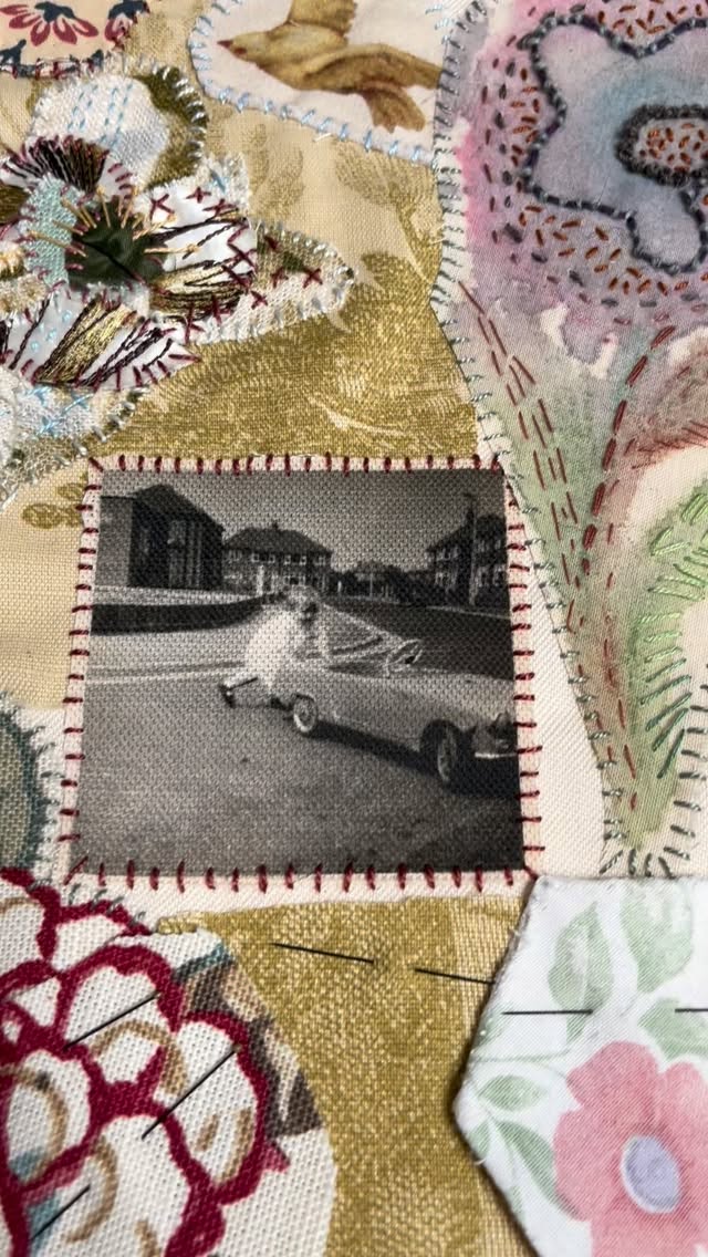 I love it when pieces evolve, when it finds you instead of you finding it.
Raw edge applique, vintage fabrics placed together, overlapping and montaged with a very vintage photo of me.
#broderieperse #broderiedart #handembroideryart