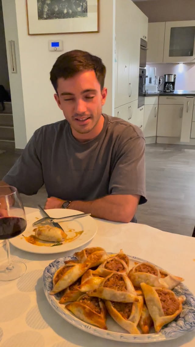 Mon site internet : www.estrellaazul.fr
#food #empanadasargentinas #empanadas #party #homemade