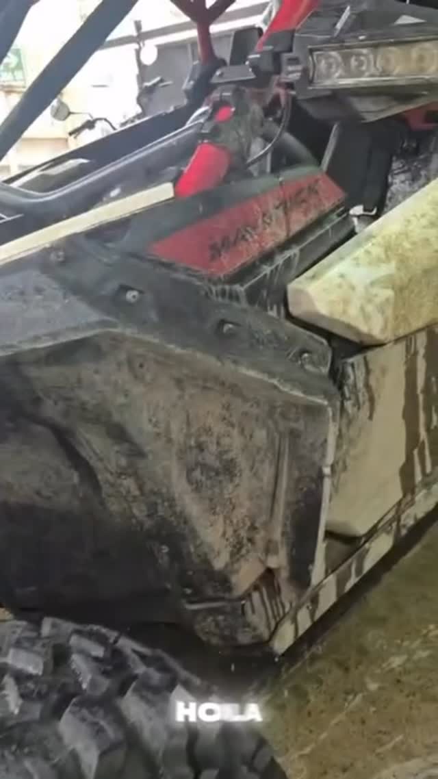 Haz que tu carro pase de 😴 a 😎 en segundos con el nuevo Flash Wax de Bmax ⚡🚗✨
Limpia, quita manchas difíciles y deja un brillo como recién salido del concesionario… ¡sin perder tiempo! 🧼💦
Perfecto para los que quieren resultados PRO en minutos 🔥
💥 Menos esfuerzo
💥 Más brillo
💥 Resultado inmediato
¿Listo para que tu carro robe miradas? 👀✨
#Bmax #FlashWax #CarDetailing #BrilloExtremo #AutoLimpio