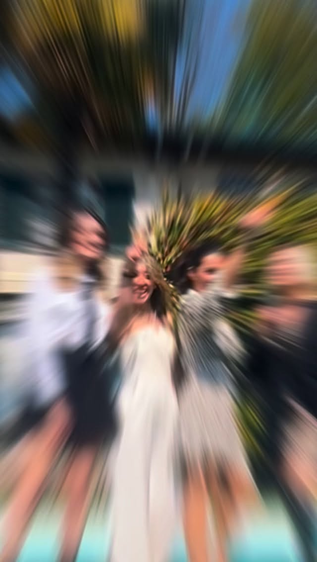 40 or simply 20 + 20 ✨
Carola & Elena celebrating life, friendship, and beautiful moments together.
Under a blooming wisteria, on a sunlit day at Villa Sofia.
Where elegance meets joy, and memories are made to last. @carolacogliati @ele_penny_ @matteoluccitelli #40 #friends #birthday #wisteria #villasofiasirtori