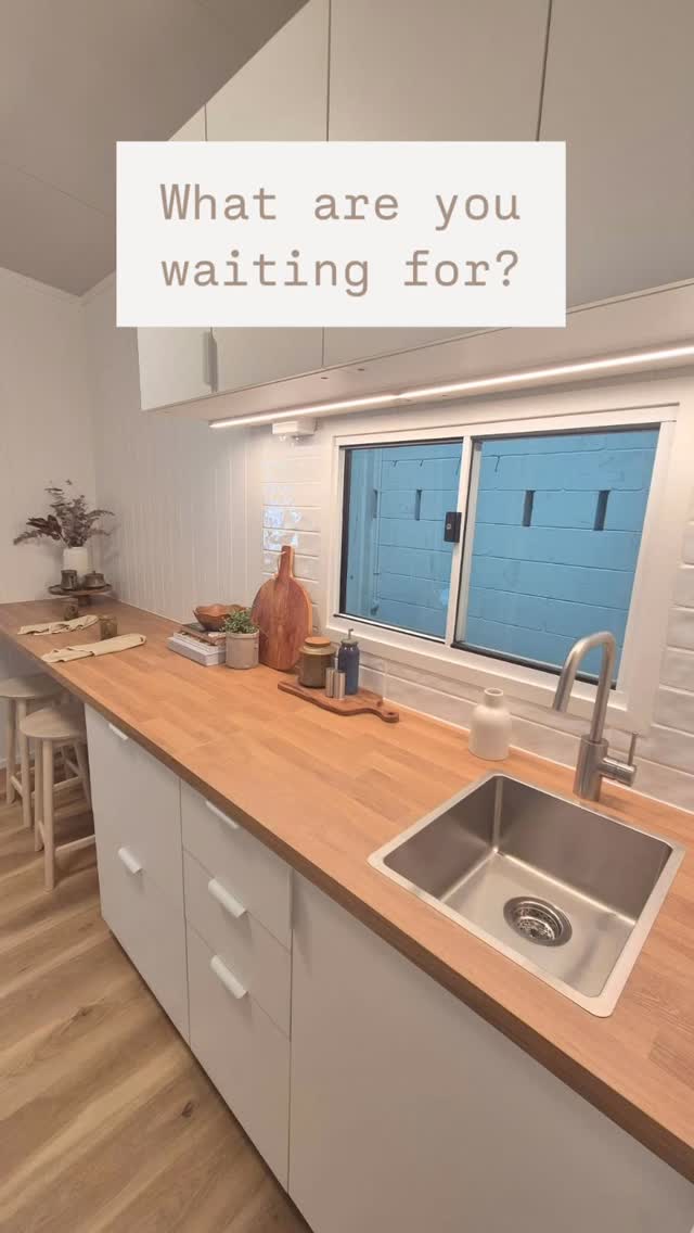 What are you waiting for? Come and check out this cosy kitchen/living space in the latest 2.5x10m, 2 bedroom, single story tiny home?
We can also custom build any design for you. Chat to our team and we can make it happen. Only 8-12 week lead time.
DM us to book an inspection!
#gruaustralia #tinyhouse #modularhomes #tinyhouseaustralia #grutinyhomes