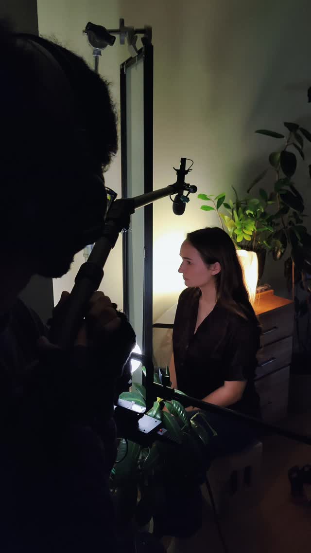 The "luxury" apartment experience 🏢
•
#soundmixer #soundspeeds #filmsetlife #filmmaking #soundcart