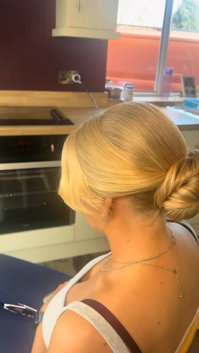 The low sleek bun will never go out of style and when it’s done right, it speaks for itself.
This is for the bride who doesn’t need trends… she is the standard.
Clean lines. Soft shine. Perfect balance.
Luxury isn’t always loud it’s in the detail, the finish, the way it holds all day and photographs flawlessly from every angle.
Bridal hair is more than a style… it’s how you feel when you walk down that aisle.
And this?
This is confidence, elegance, and intention beautifully placed.
#lowbunbridal #timelessbride #elegantbride #bridalhairstylist #weddinghairinspo ukbride modernbride bridalstyle hairgoals bridalhairartist weddingmorning highendbridal north east brides
