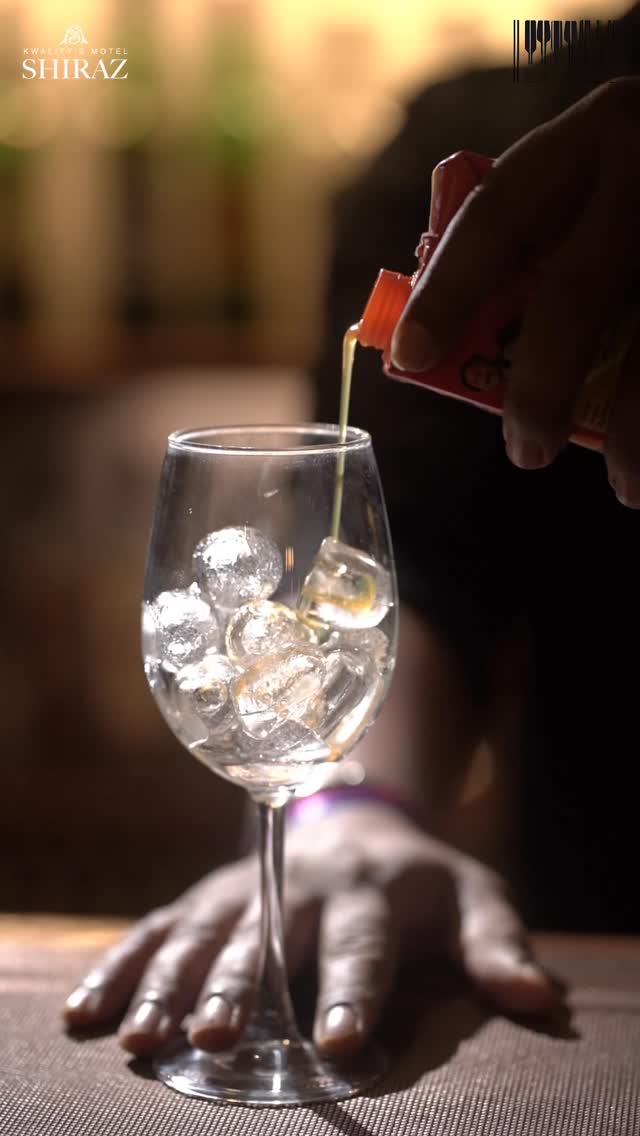 Beat the Bhopal heat with our signature spiced orange martini 🍊🍹
Only at Motel Shiraz
(Motel shiraz, signature cocktail, summer drink)
#motelshiraz #bhopal #coctails