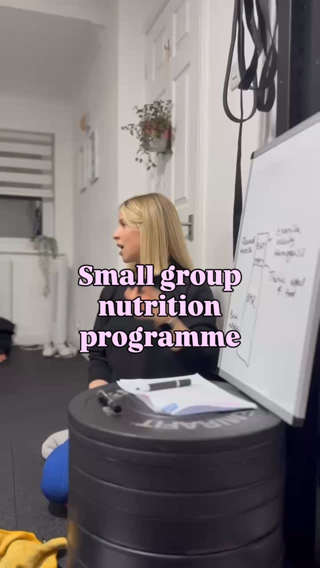 🫶🏻Enough of the food noise🗣️
Whether you have a weight loss goal, or you’re just fed-up with being marketed at by celebrity endorsed products and want to know what actually works!…I’m here to cut through all that noise.
✨New round starts WEDNESDAY 22nd APRIL✨
We meet at my home gym 6:30-7:30pm for 4 weeks and I have limited spaces (only 6 people, so everyone feels supported)
A small group environment gives you the opportunity to share ideas, struggles & celebrate successes together.
👉🏼Click link in my bio for more info & to sign up (click ‘nutrition’)
😊Message with any questions.
It’s time to do this🫶🏻
Em x