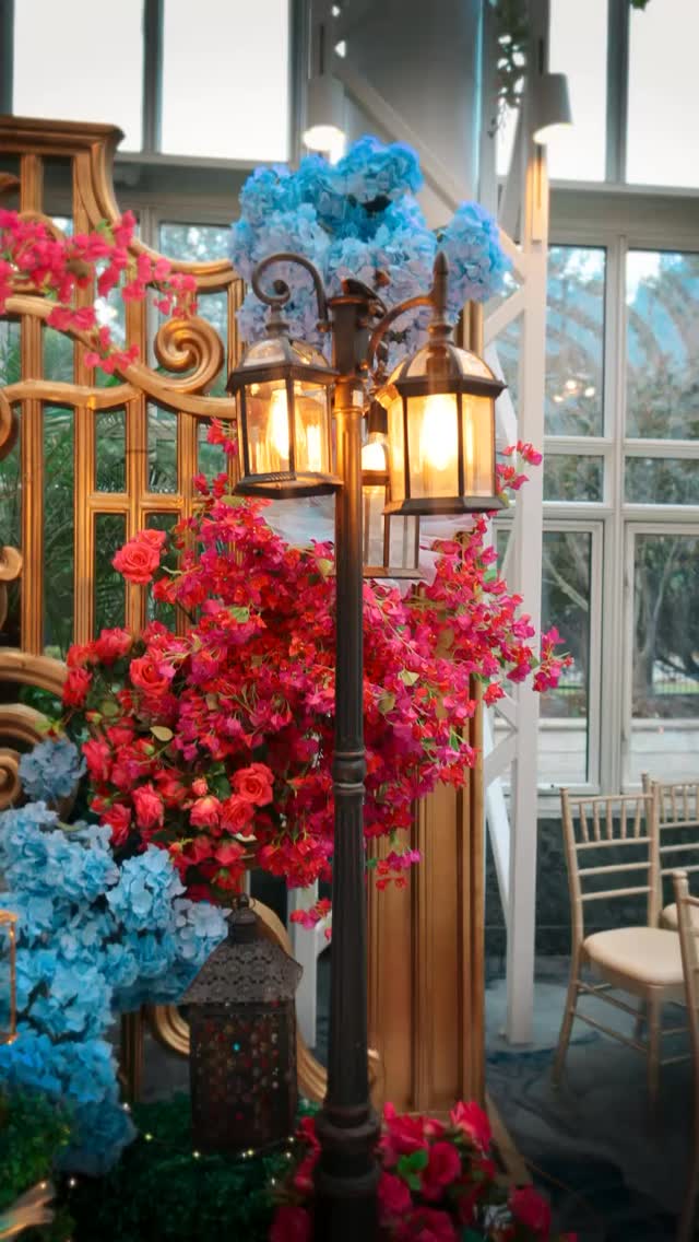 Like something out of a dream—soft glows, layered textures, and details so intentional, they tell a story of their own.
Venue: @the_madison_hotel