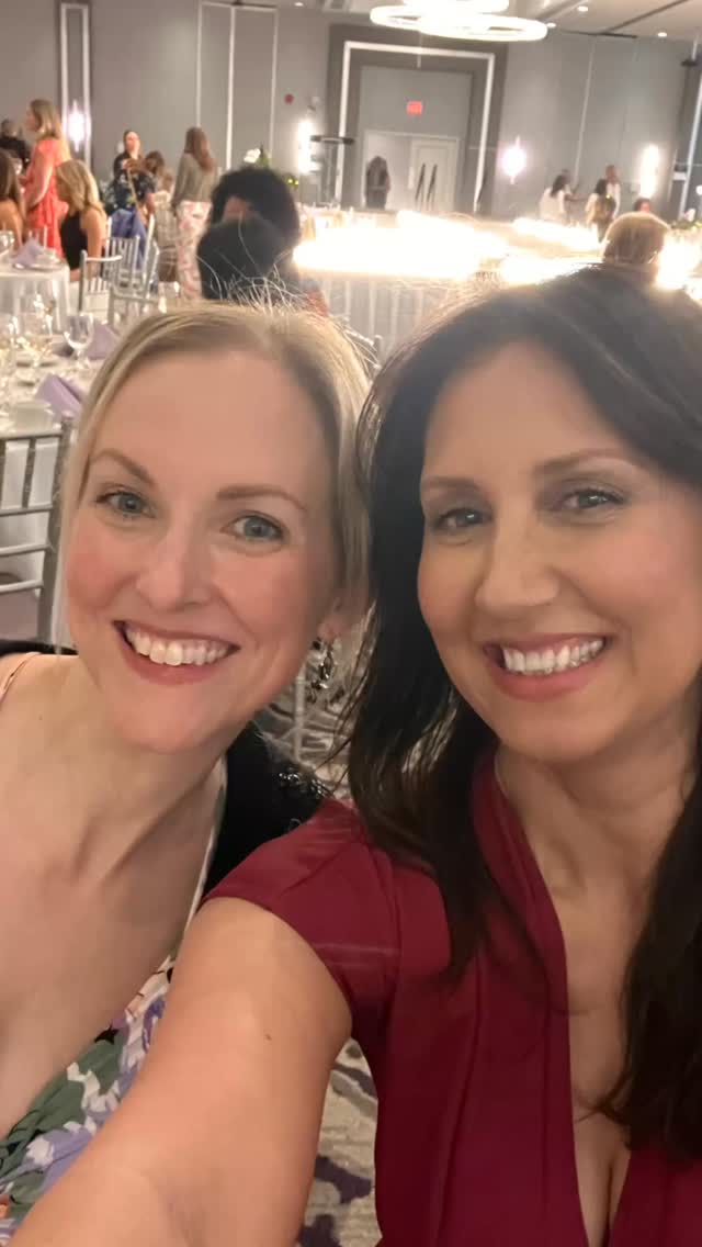 What a beautiful night at the @serviceleaguecl Fashion Gala! Stay tuned for photos of the event! 💃🏼👗👔🛍️🌺