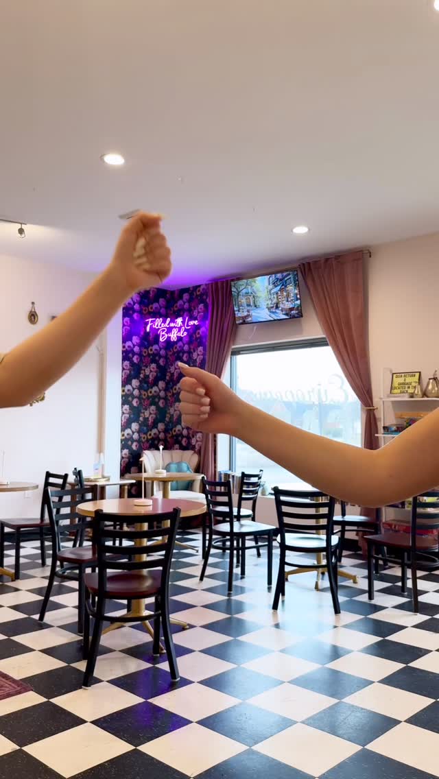 Rock, paper, scissors…..iced latte with cold foam please!🙋🏼♀️
#filledwithlovebuffalo #buffalony #buffaloeats #buffalofood #716buffalo
