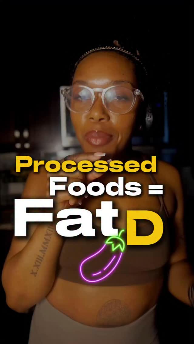 Health is NOT black and white.
The more you know, the more you grow 😈🦾
Protein powder → muscle → testosterone
Kimchi → gut → hormone signaling
Dark chocolate → nitric oxide → blood flow
Sourdough → fermented carbs → gut + energy
Processed isn’t the problem…
low-quality processing is.
(If you want your D dialed in → Men’s Vault on my site)