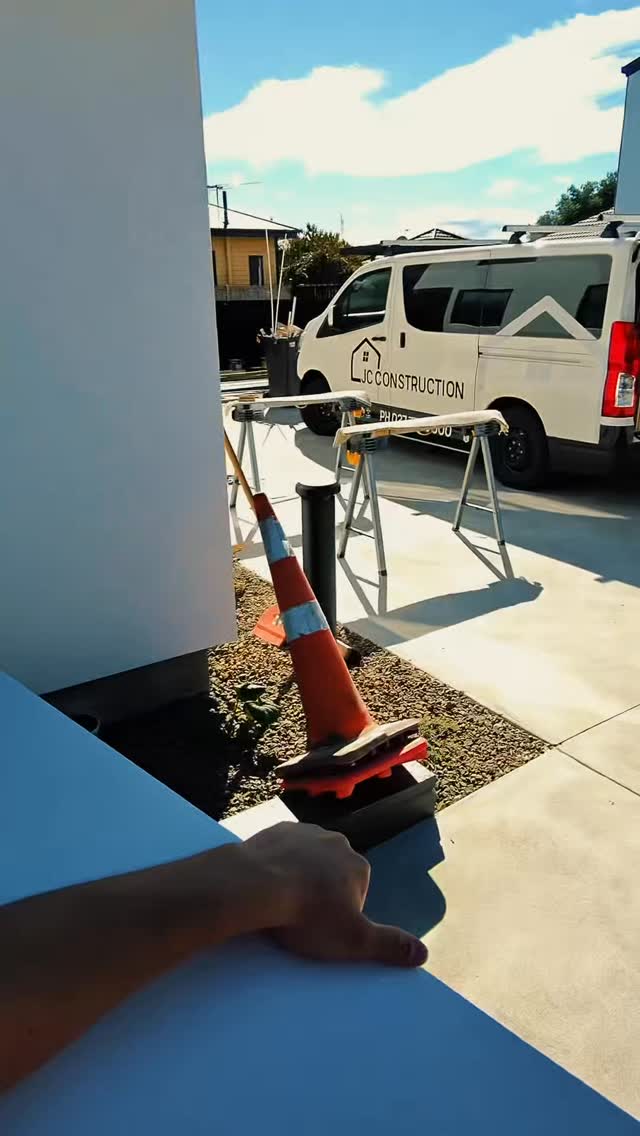 Happy Friday! Finishing work for some of the team this week - Trying out our new Meta Glasses 🤓 Jesses POV 🔥☀️ #jcconstruction #nzbuilder #tradielife